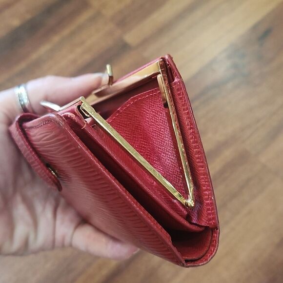 EUC Authentic LV Red Epi Bifold Wallet - Picture 14 of 15